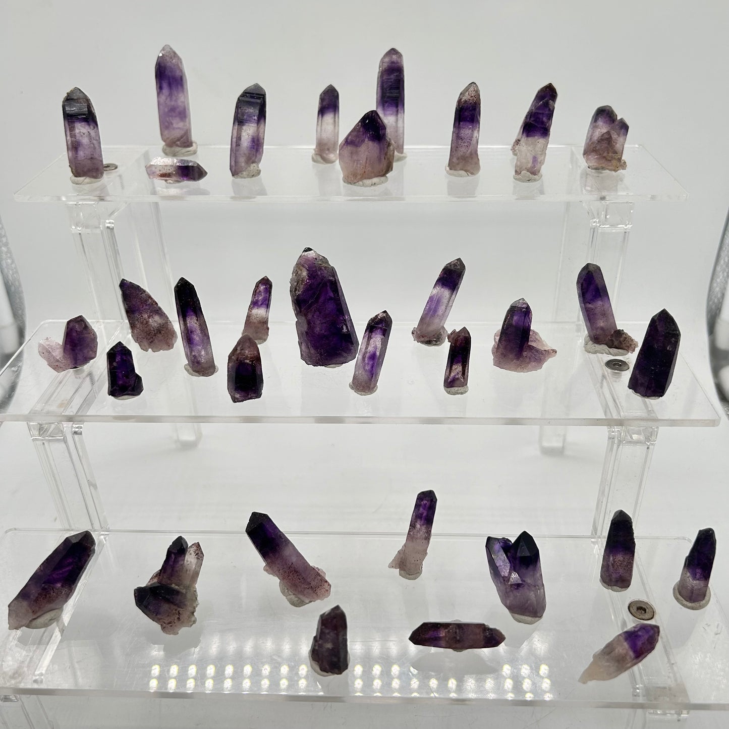 33 Amethysts - „50/50 pocket“, Brandberg, Namibia