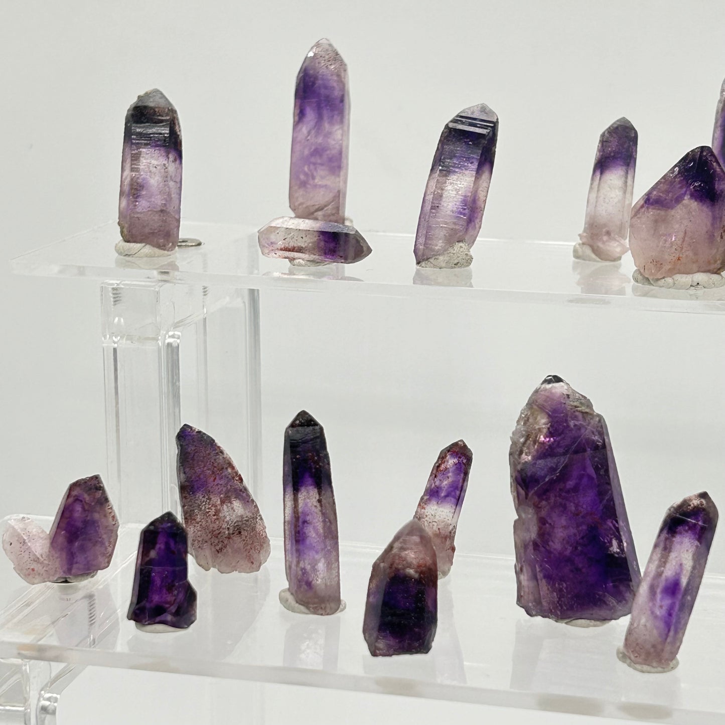 33 Amethysts - „50/50 pocket“, Brandberg, Namibia