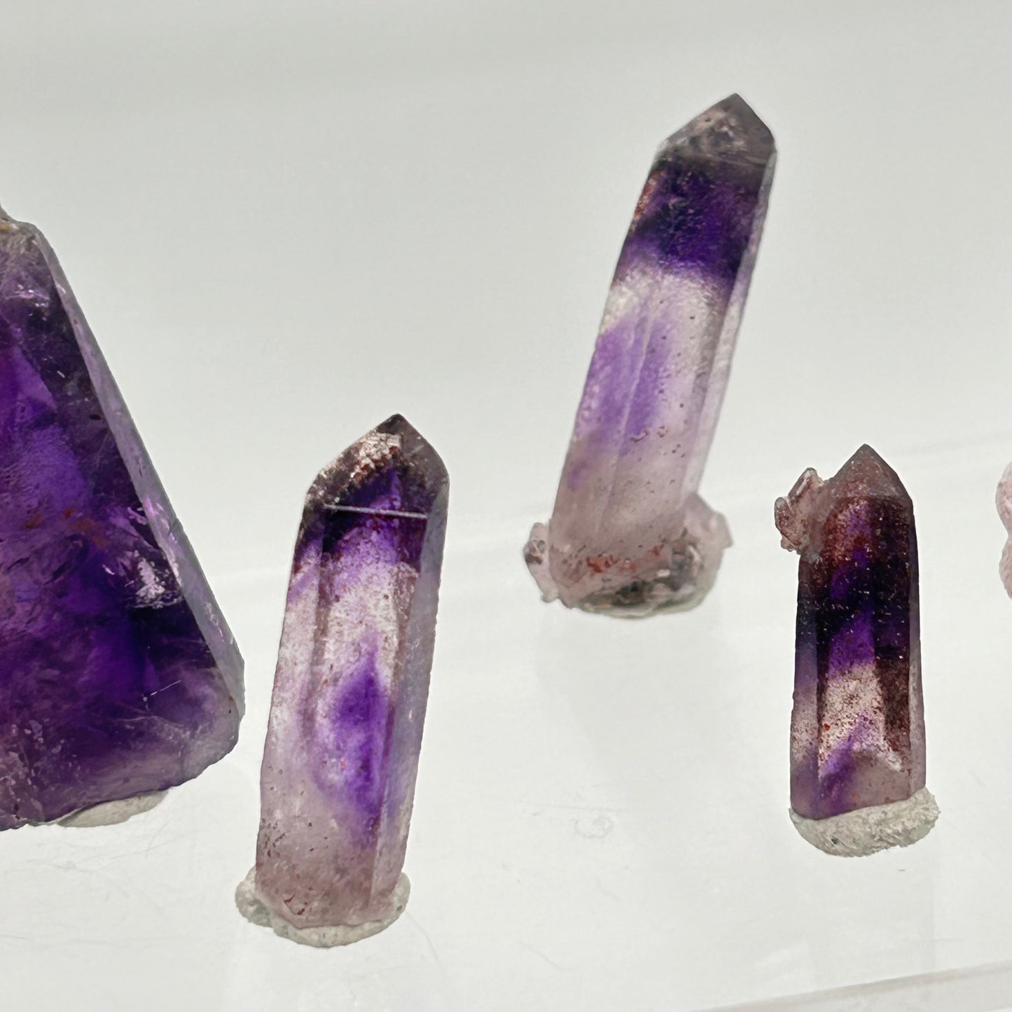 33 Amethysts - „50/50 pocket“, Brandberg, Namibia