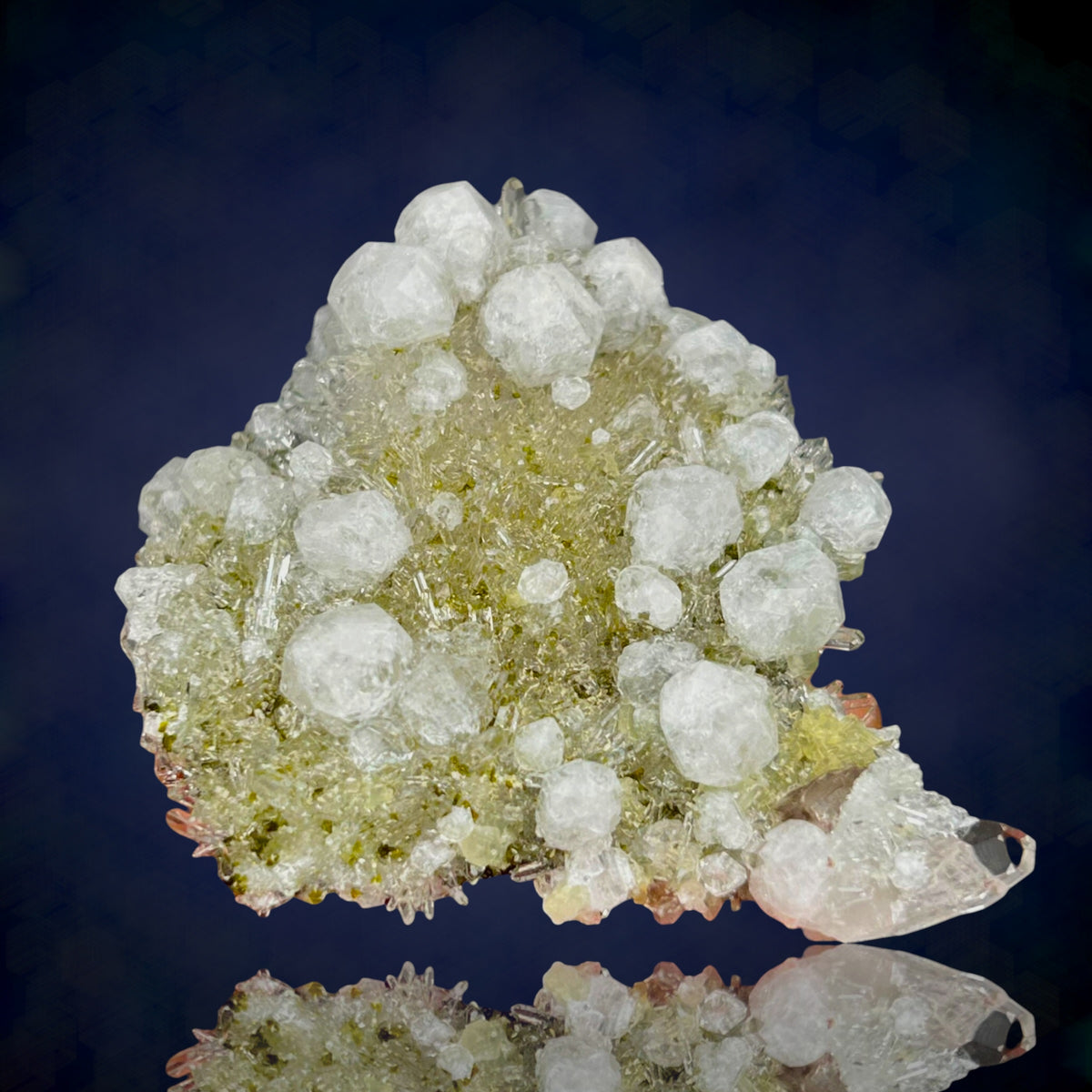 Analcime, Prehnite, Quartz - Tafelkop, Namibia
