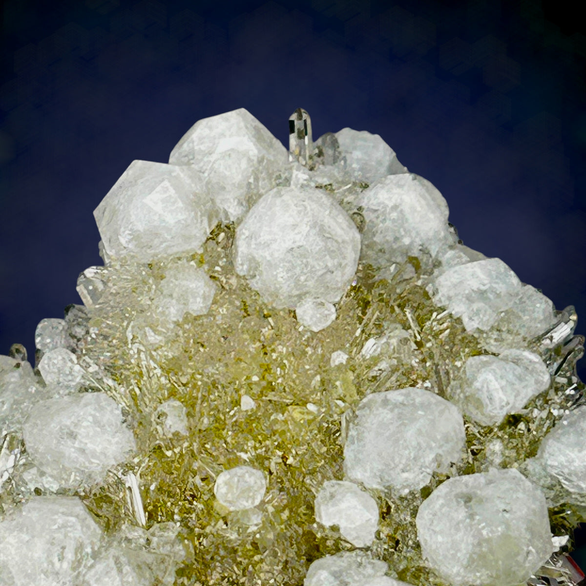 Analcime, Prehnite, Quartz - Tafelkop, Namibia