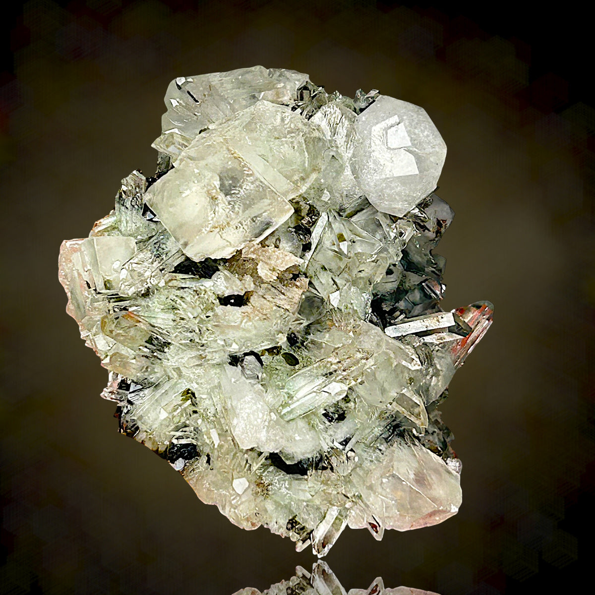 Analcime, Pumpellyite, Calcite - Tafelkop, Namibia