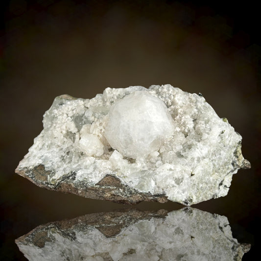 Giant 3 cm Analcime - Tafelkop, Namibia