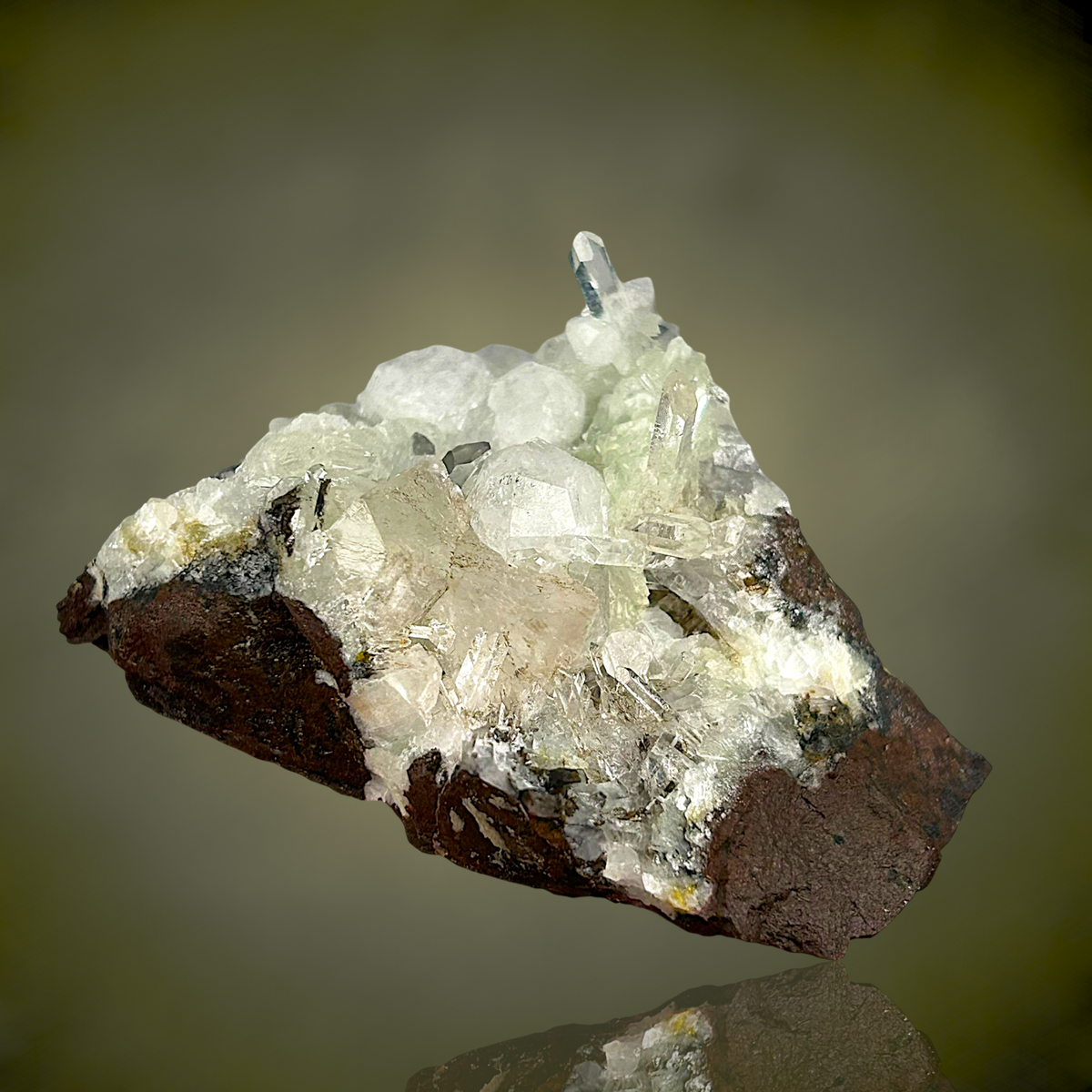 Analcime, Prehnite, Quartz - Tafelkop, Namibia