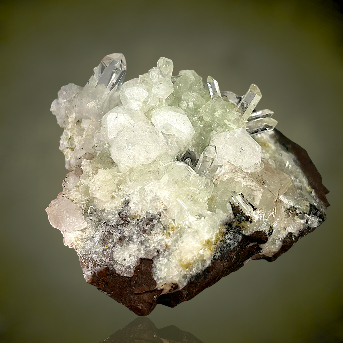 Analcime, Prehnite, Quartz - Tafelkop, Namibia
