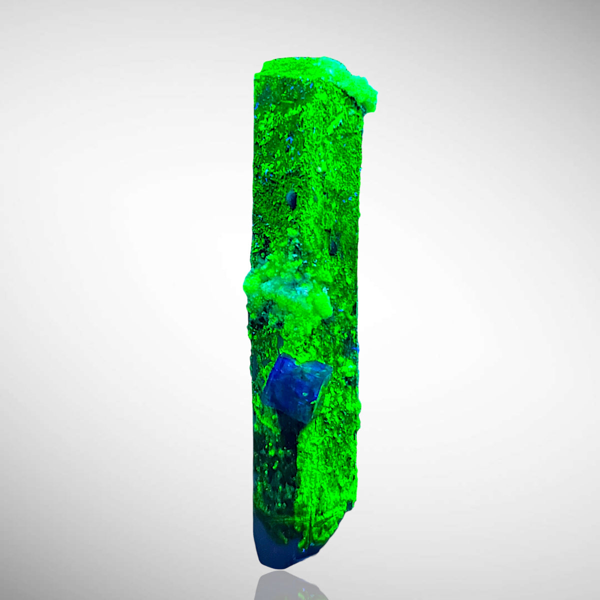 Orthoclase, Fluorite, Ttenorite, Hyalite - Erongo, Namibia