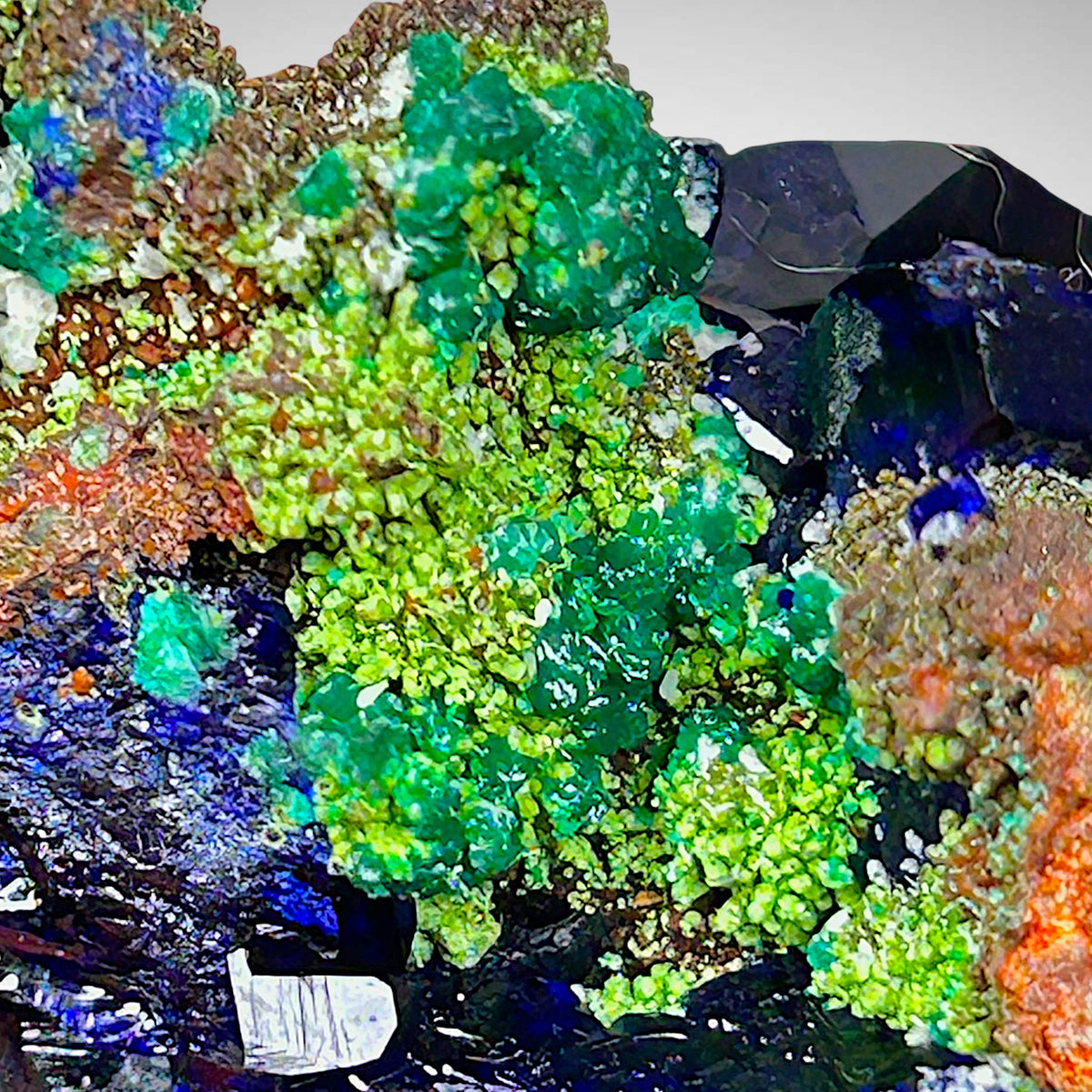 Tsumebit, Azurit, Arsentsumebit, Smithsonit, Cerussit - Tsumeb, Namibia