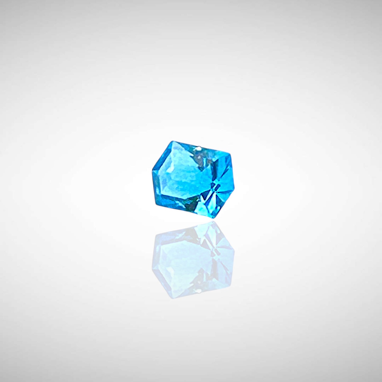 Hauyne faceted - Mendig, Eifel, Germany