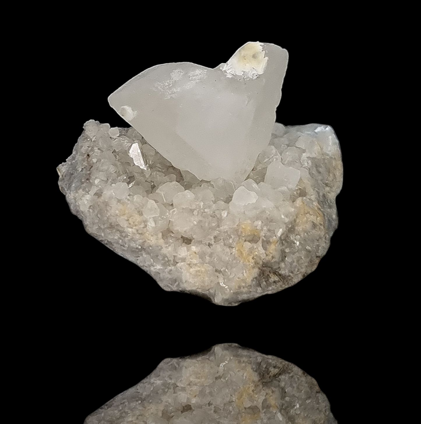 Calcit-Zwilling/Calcite twin - Schaumburg, Niedersachsen