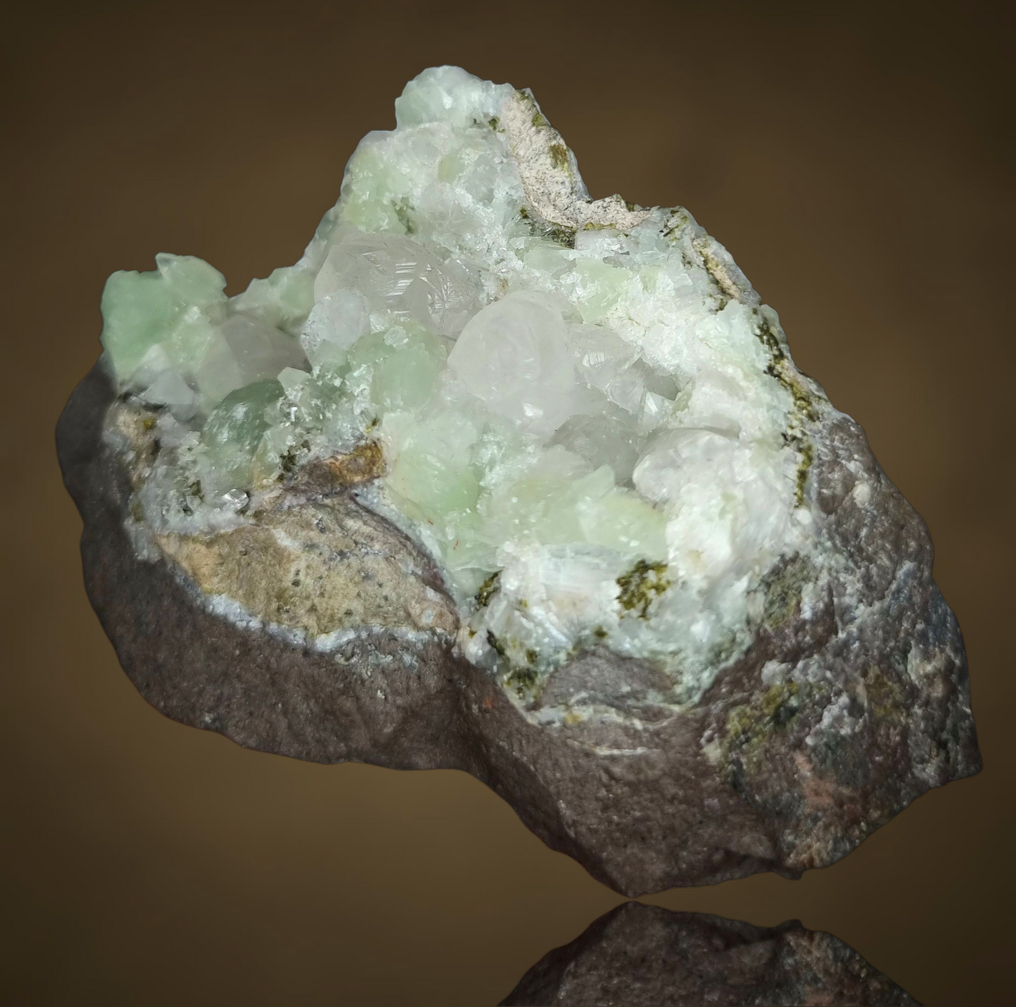 Prehnit, Calcit, Pumpellyit – Tafelkop, Namibia