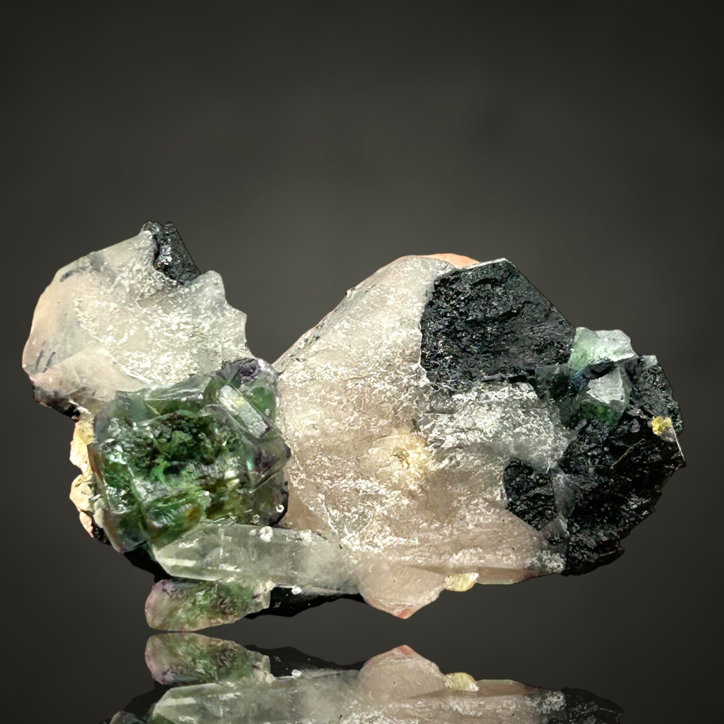 Fluorit/e, Quartz - Erongo, Namibia