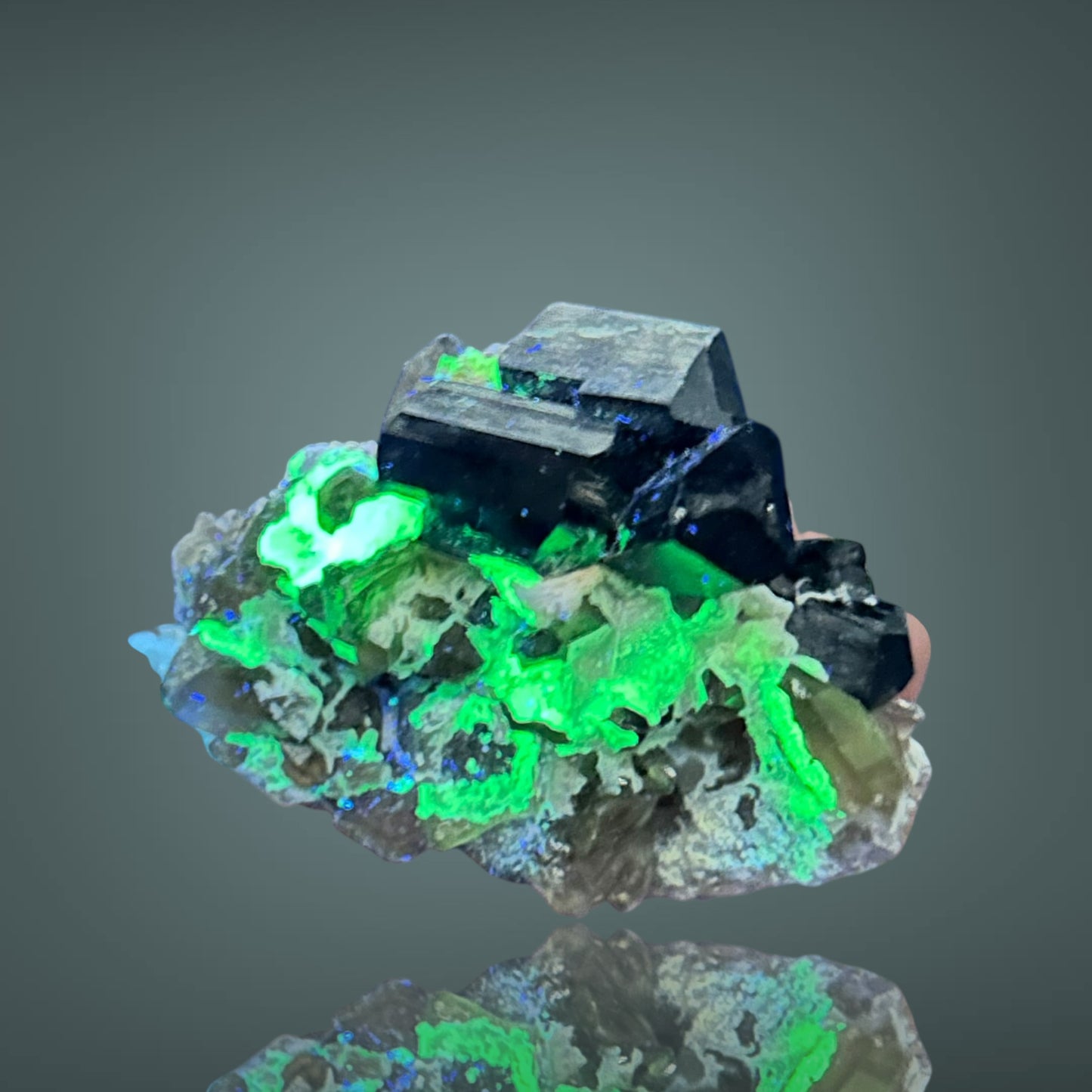 Schorl, Hyalit/e, Quarz - Erongo, Namibia