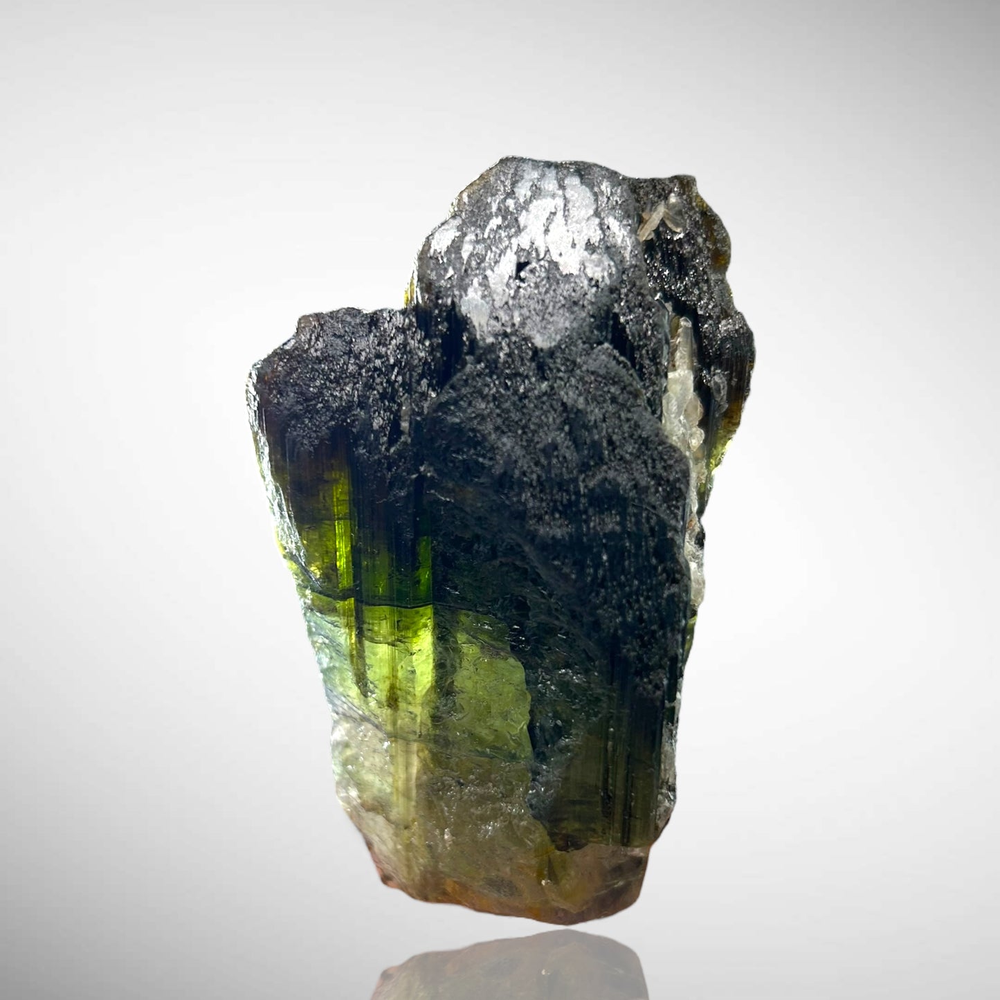 Elbaite - Virgem da Lapa, Brazil