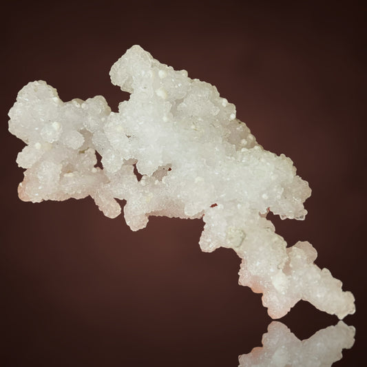 Gyrolith auf Prehnit – Maharashtra, Indien