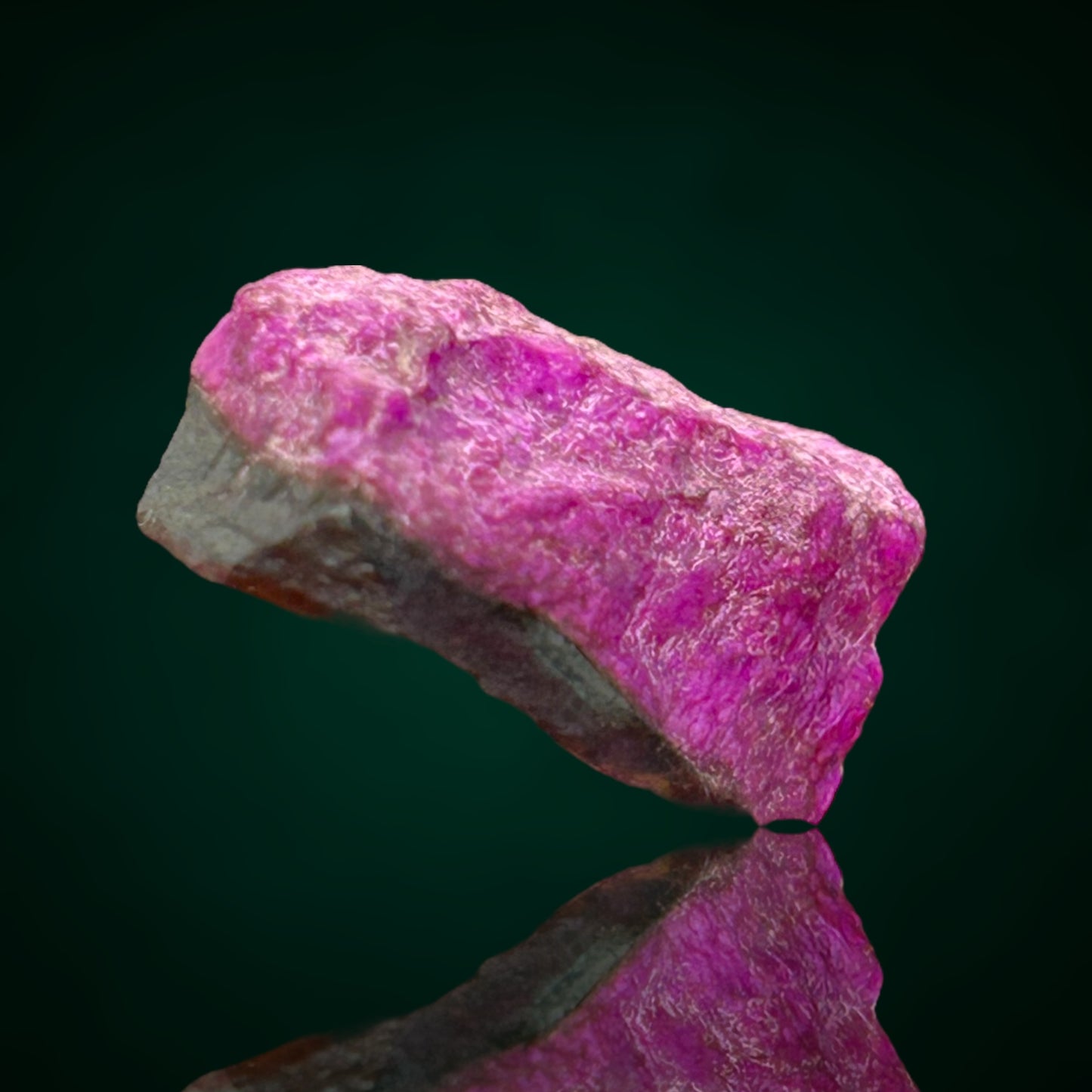 Sugilite premium grade *100 ct* - South Africa