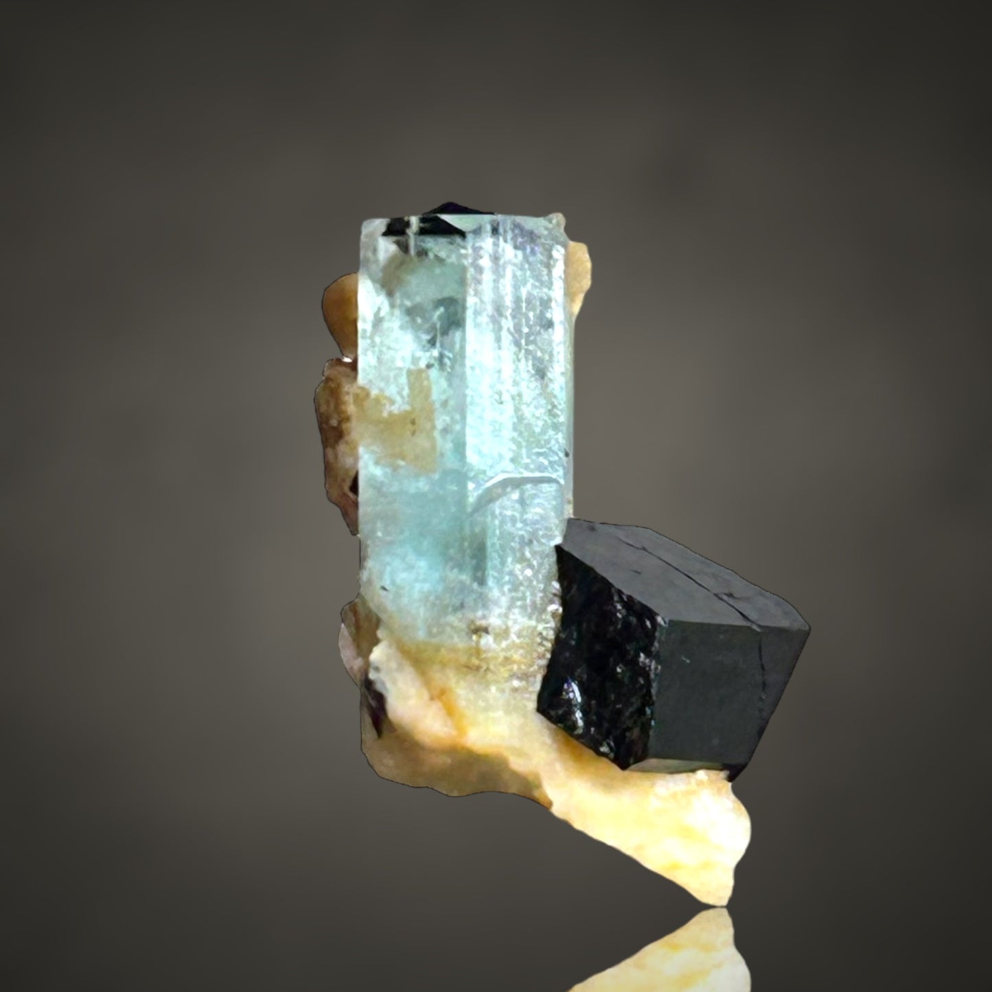 Aquamarin/e, Schorl Tourmaline - Erongo, Namibia