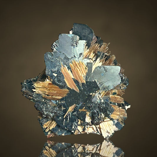 Rutile, Hematite - Novo Horizonte, Bahia, Brazil