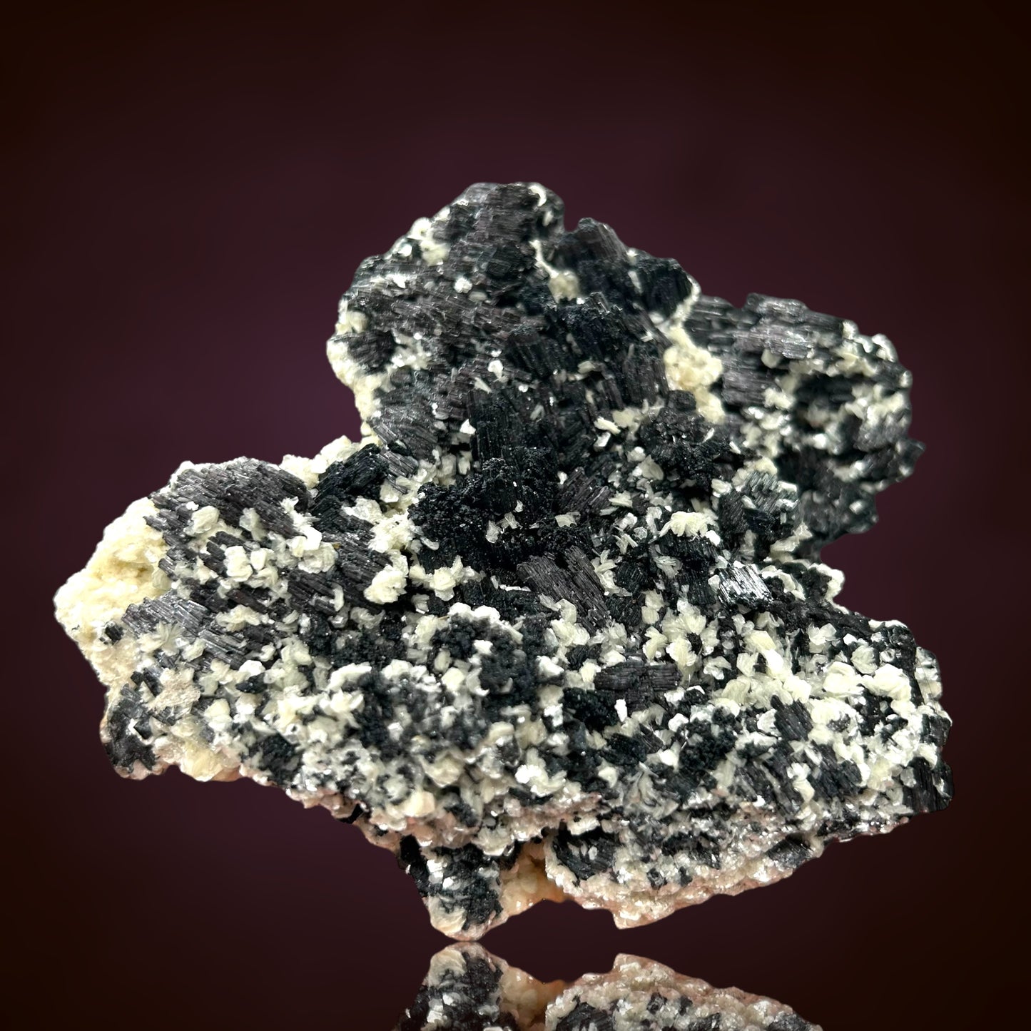 Turmalin/e & Zinnwaldite - Erongo, Namibia