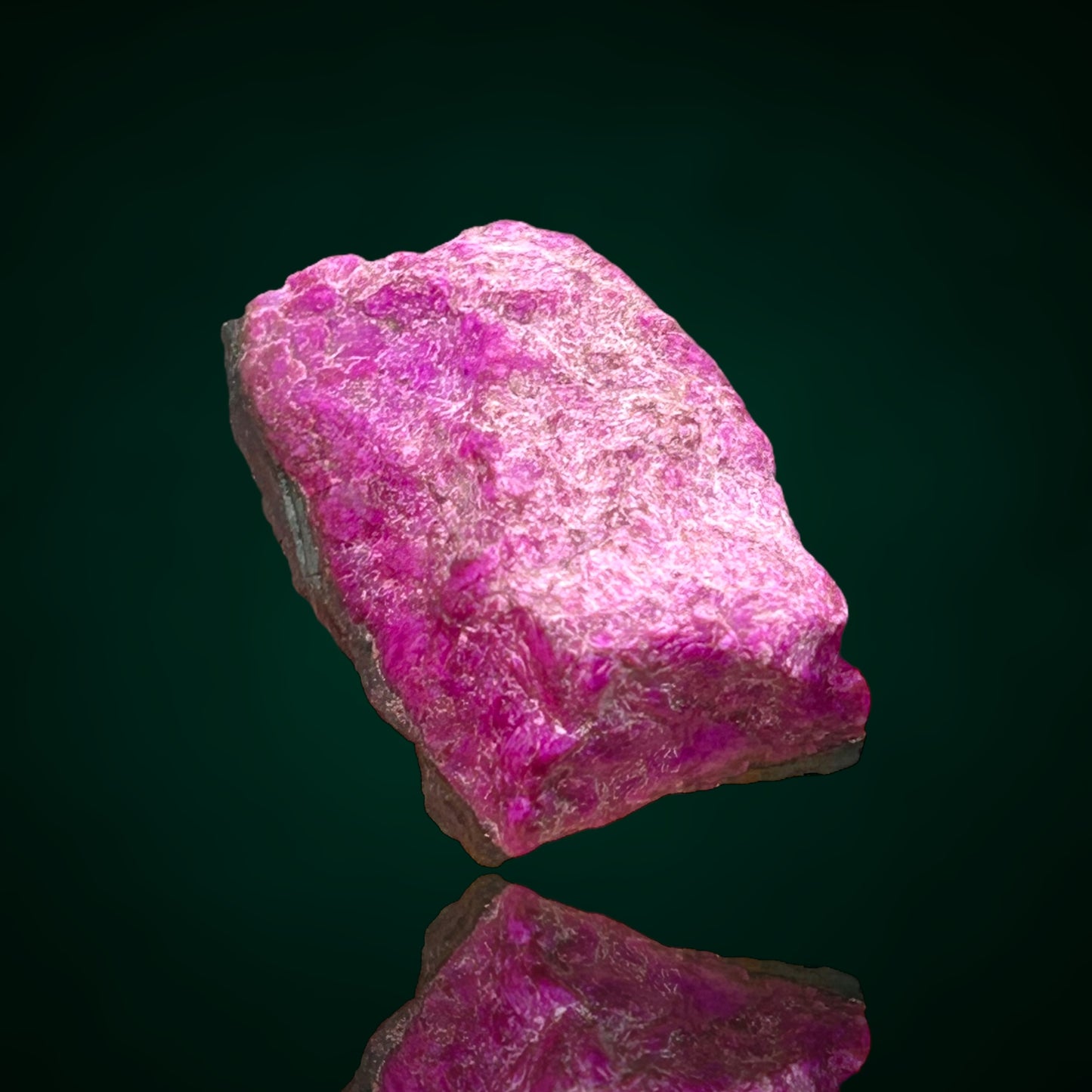 Sugilite premium grade *100 ct* - South Africa