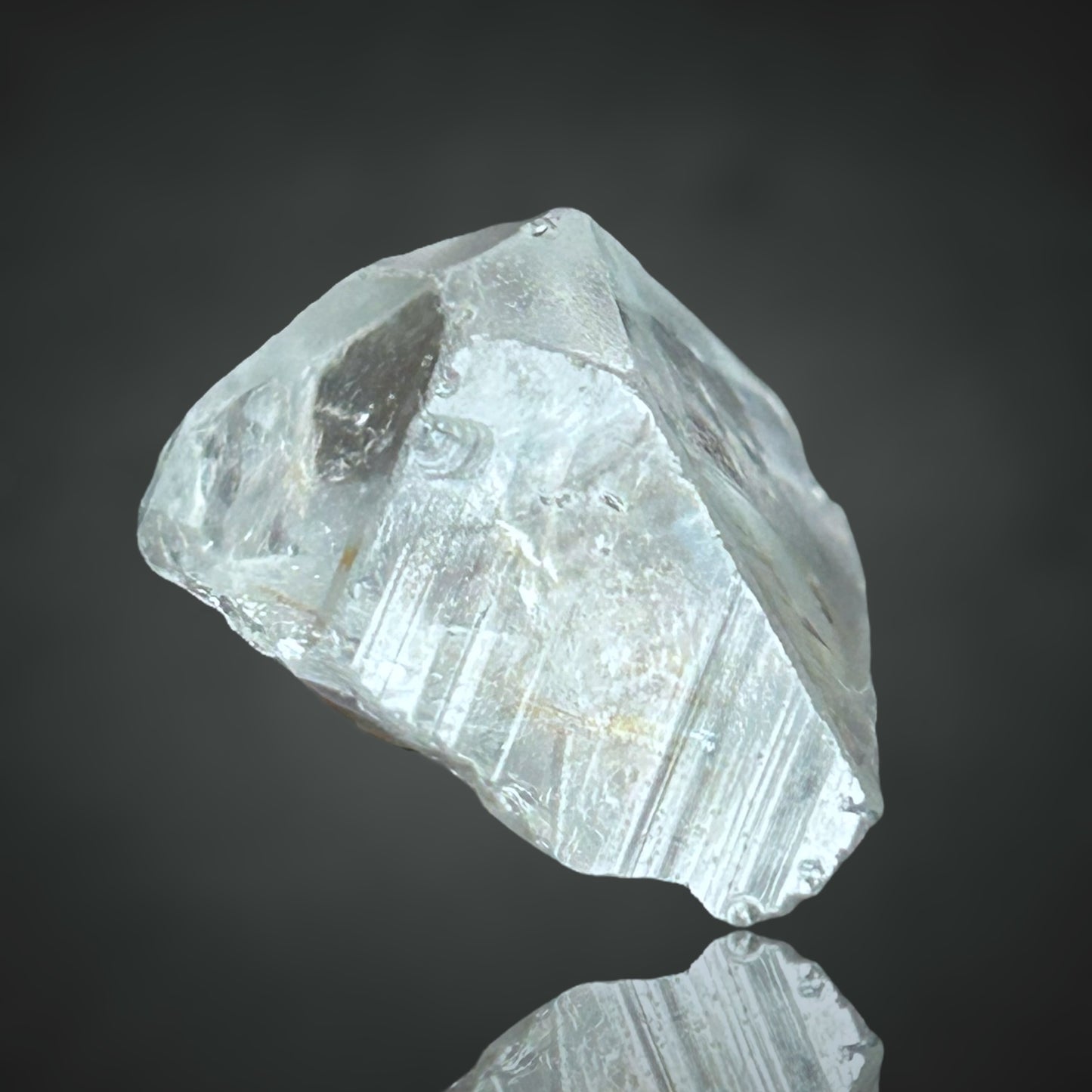 Topaz - Virgem da Lapa, Brazil