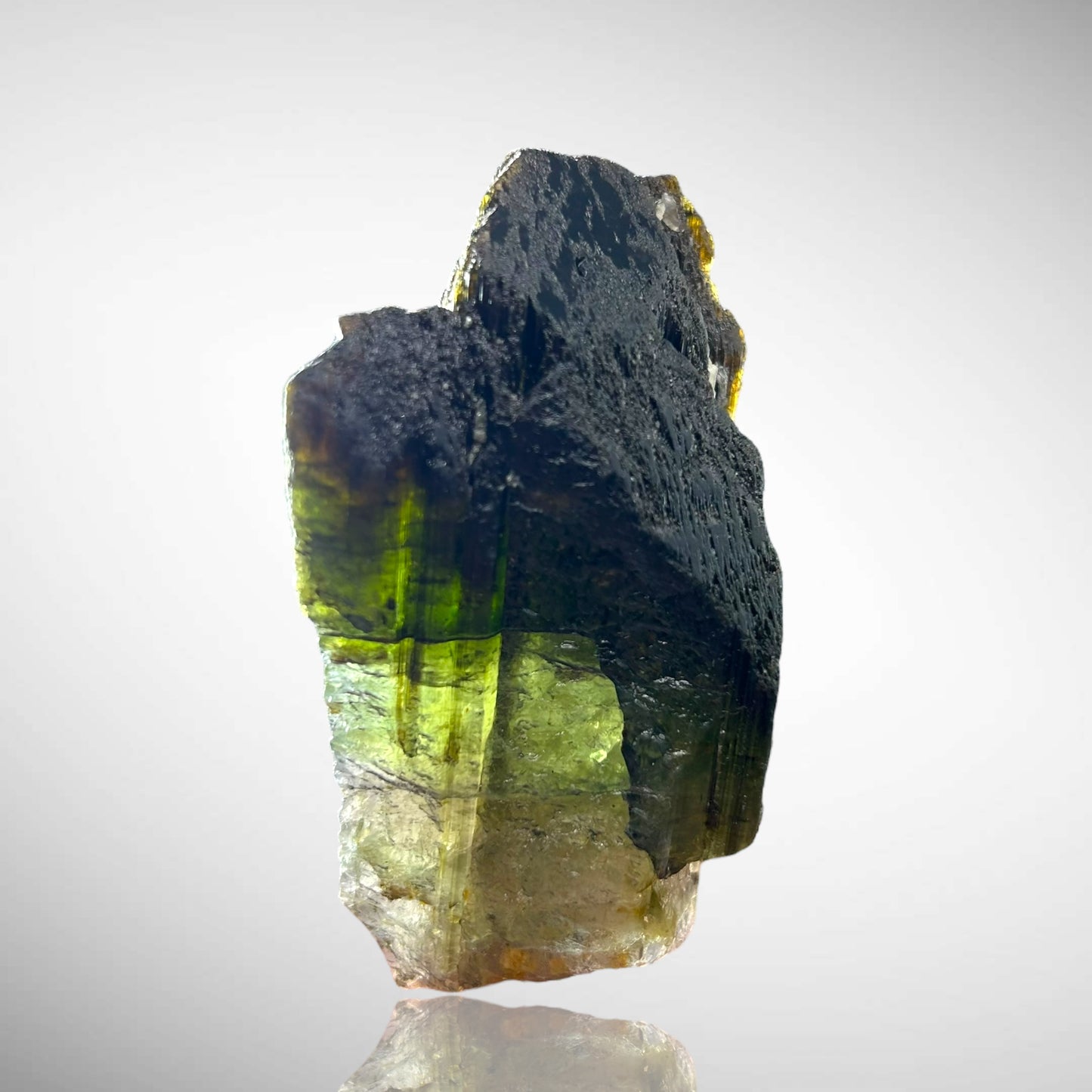 Elbaite - Virgem da Lapa, Brazil
