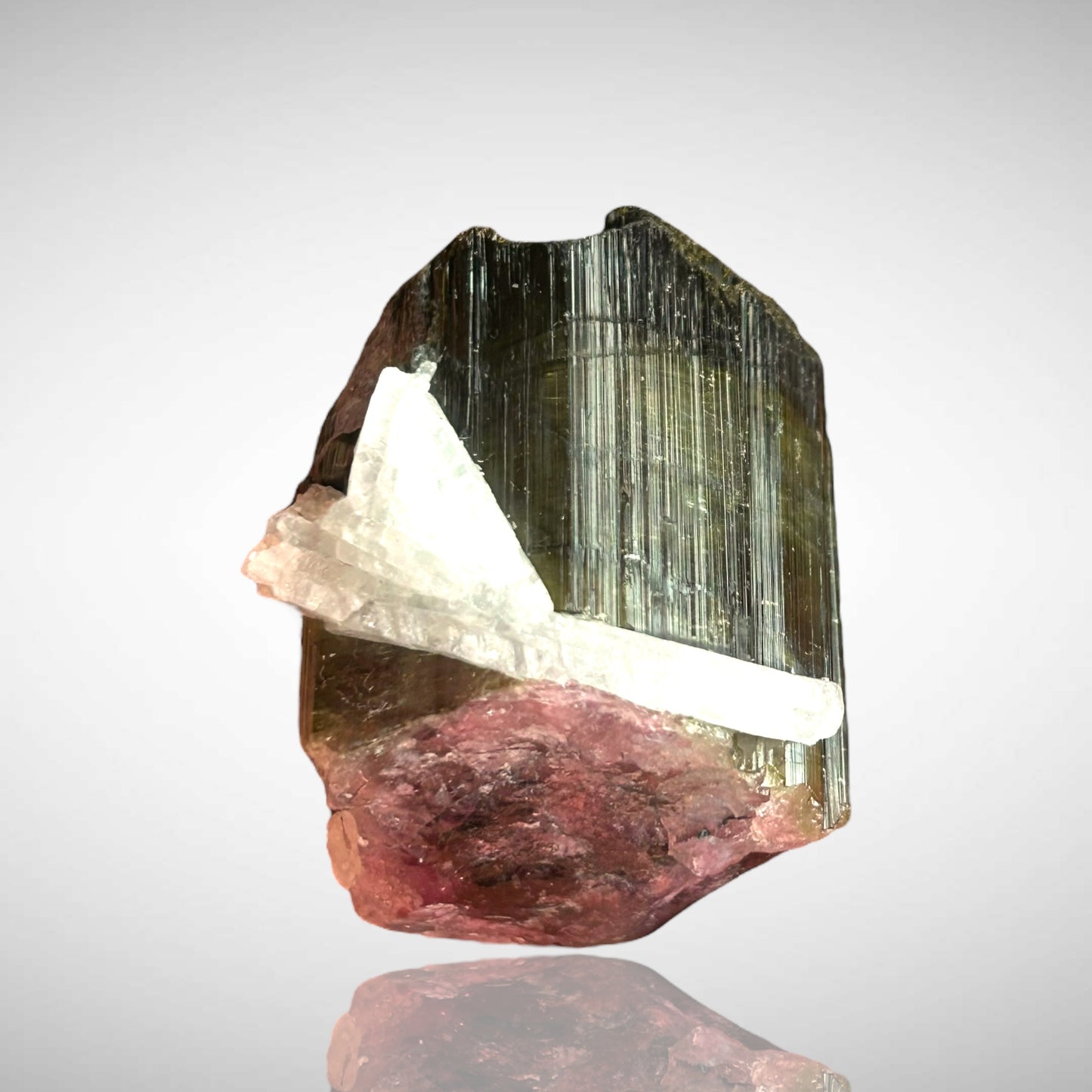 Watermelon Tourmaline - Virgem da Lapa, Brazil