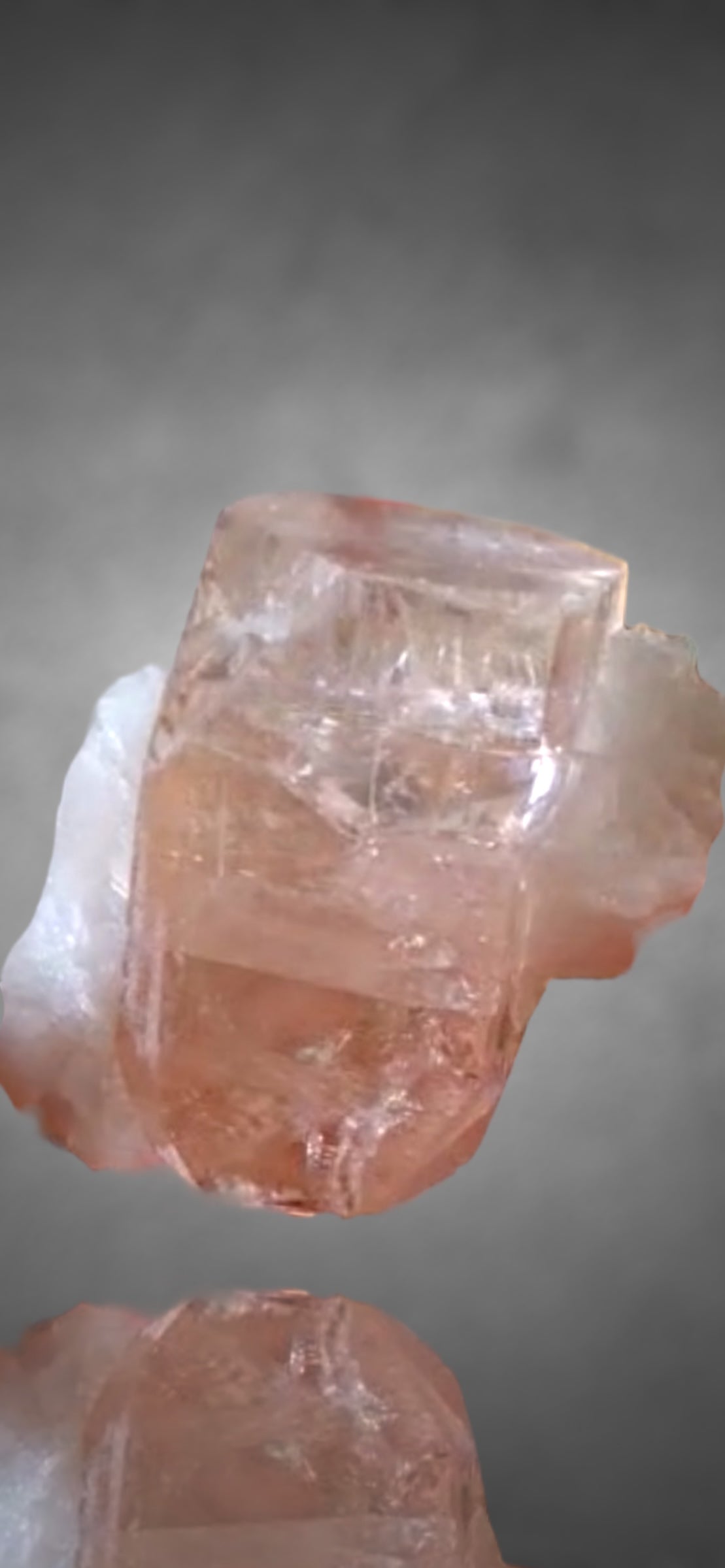 Pink Topaz DT - Dassu, Pakistan