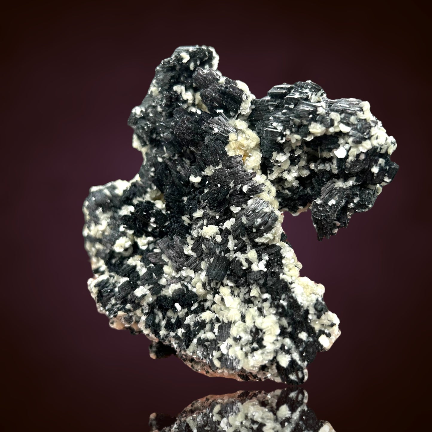 Turmalin/e & Zinnwaldite - Erongo, Namibia