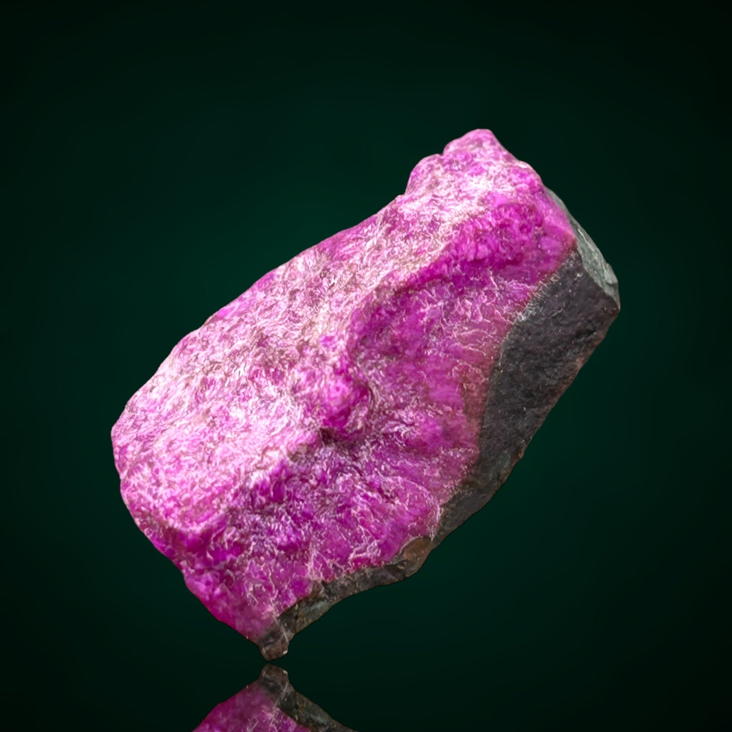 Sugilite premium grade *100 ct* - South Africa