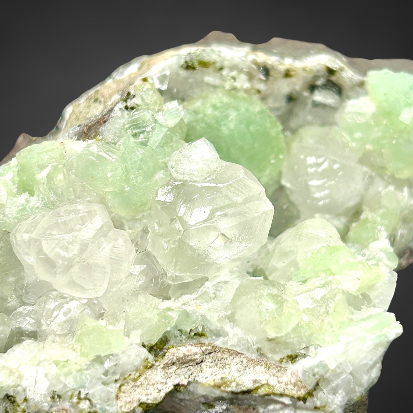 Prehnite, Calcite, Pumpellyite - Tafelkop, Namibia