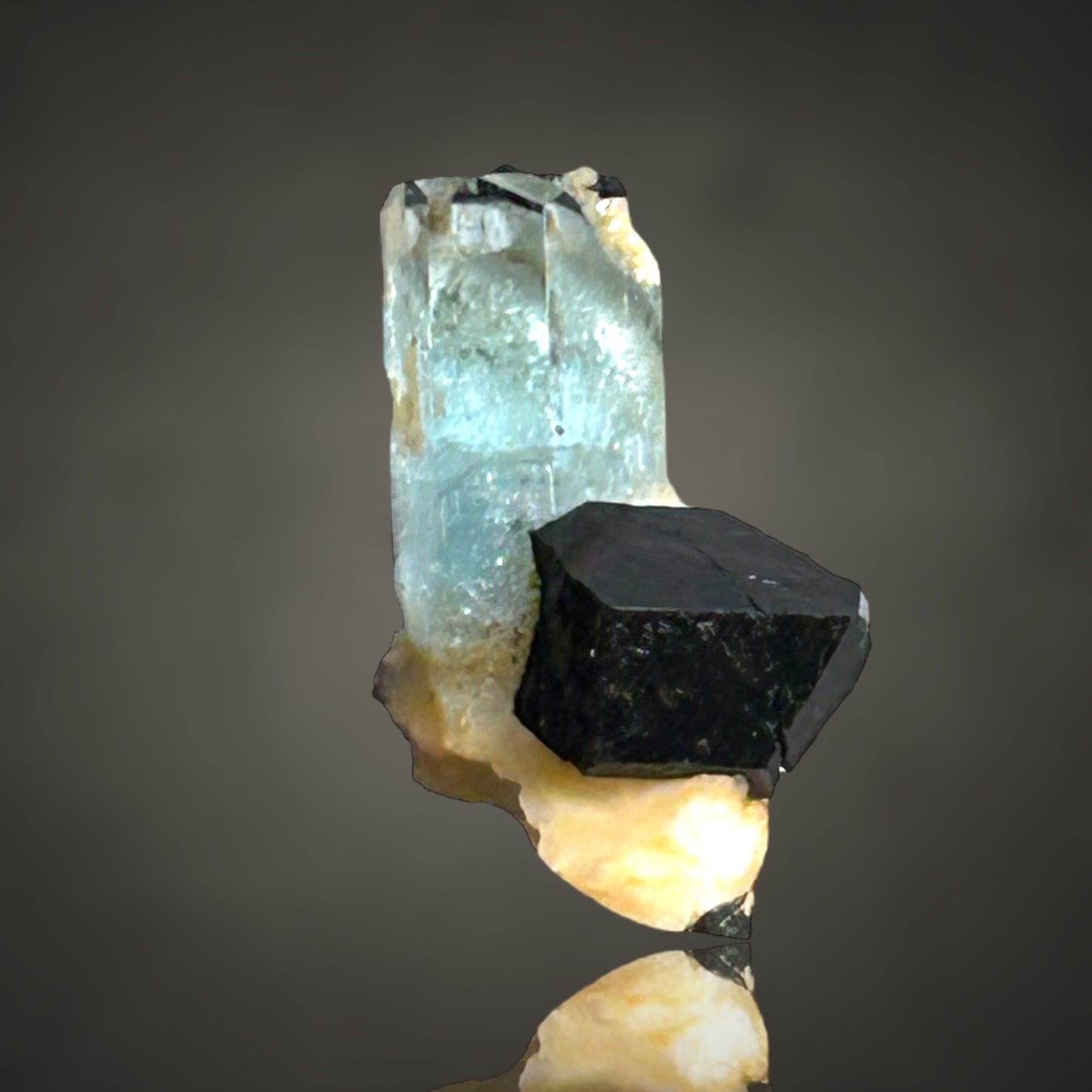 Aquamarin/e, Schorl Tourmaline - Erongo, Namibia