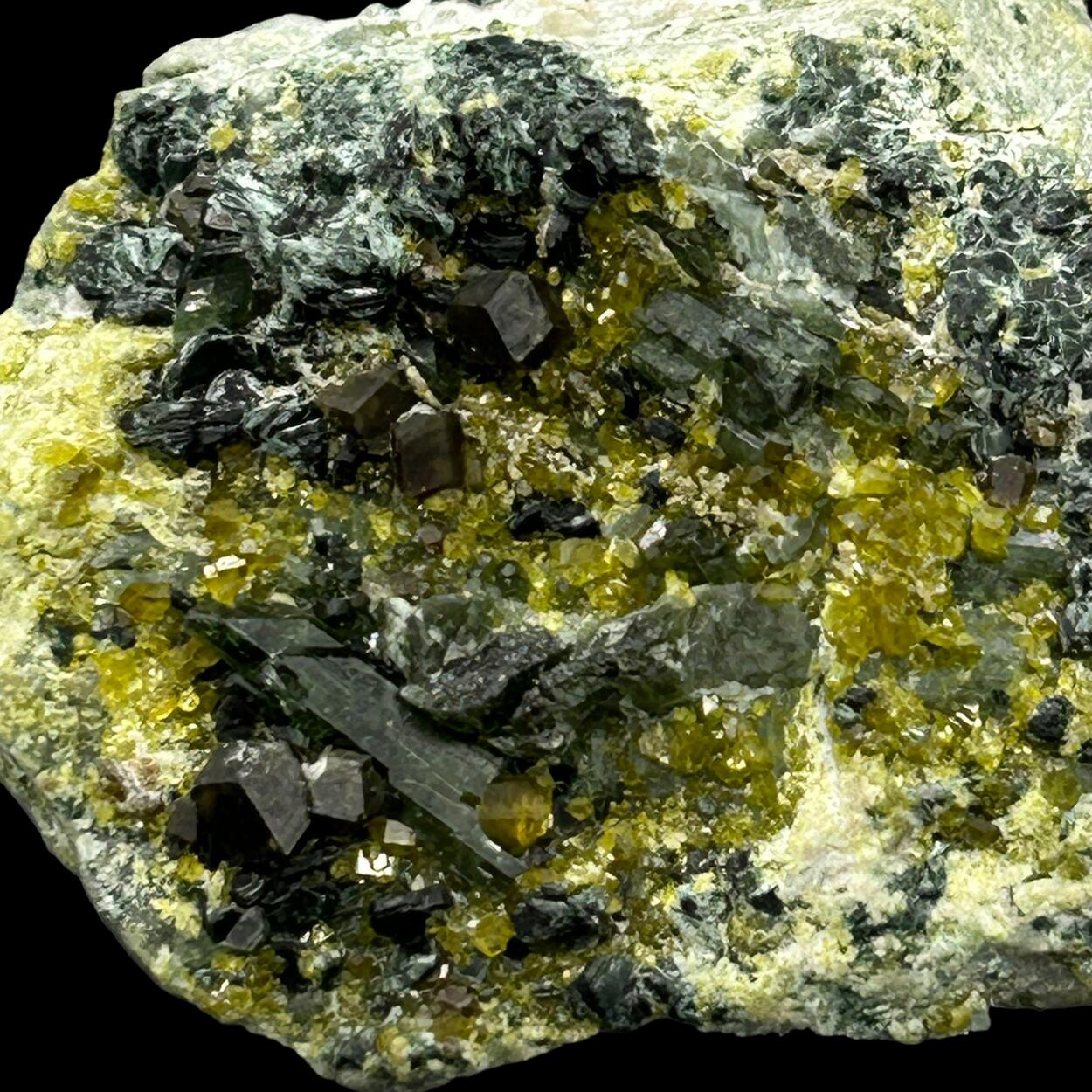 Diopside & Andradite & Vesuvianite - Shigar, Pakistan