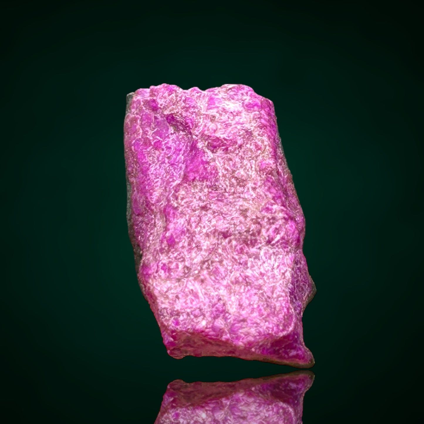 Sugilite premium grade *100 ct* - South Africa