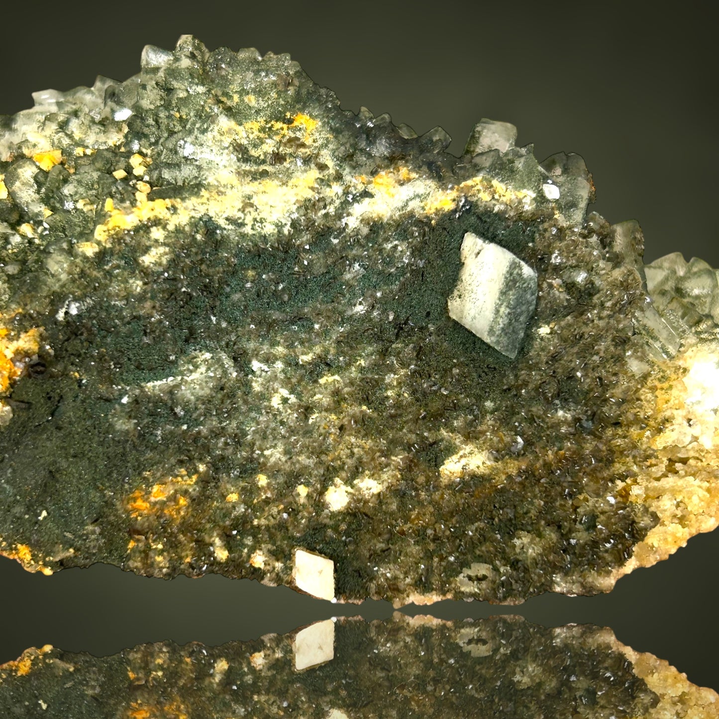 Anatase, Titanite, Adularia - Pinzgau, Alps