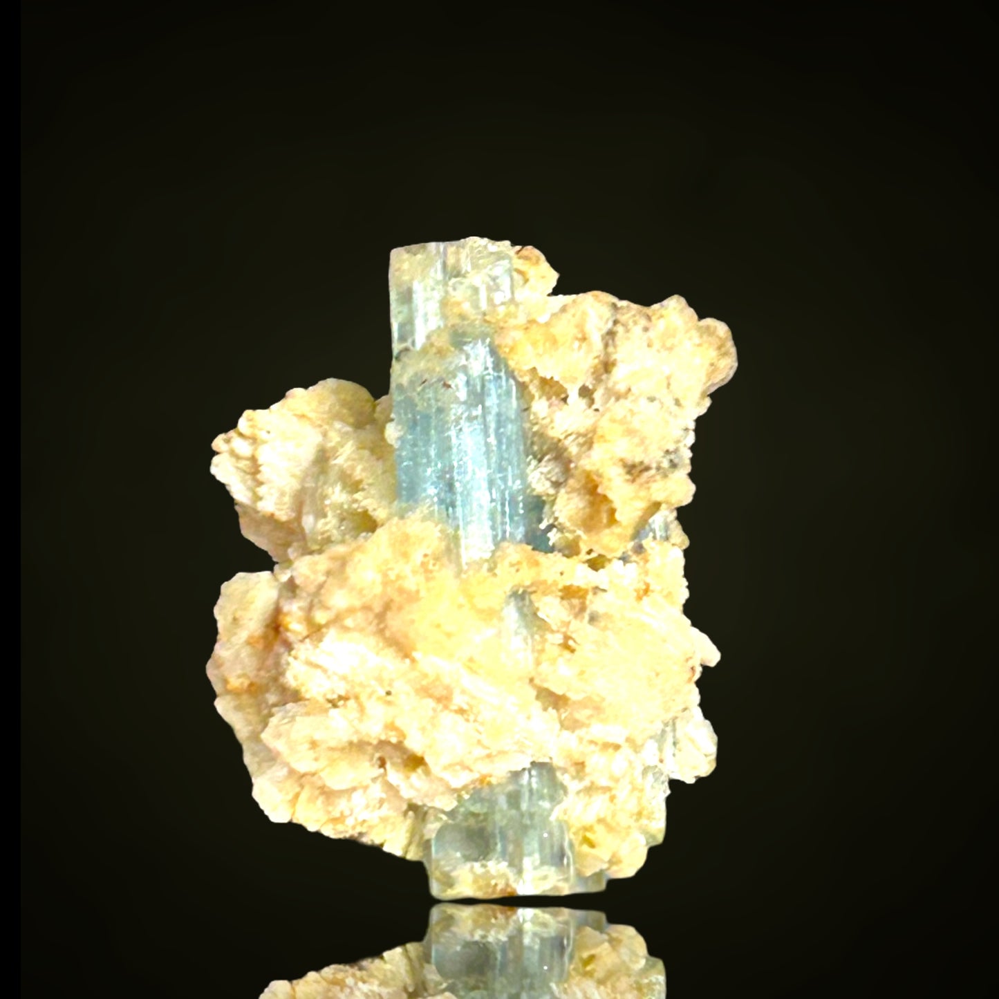 Aquamarin/e xx, Orthoclas/e - Erongo,Namibia