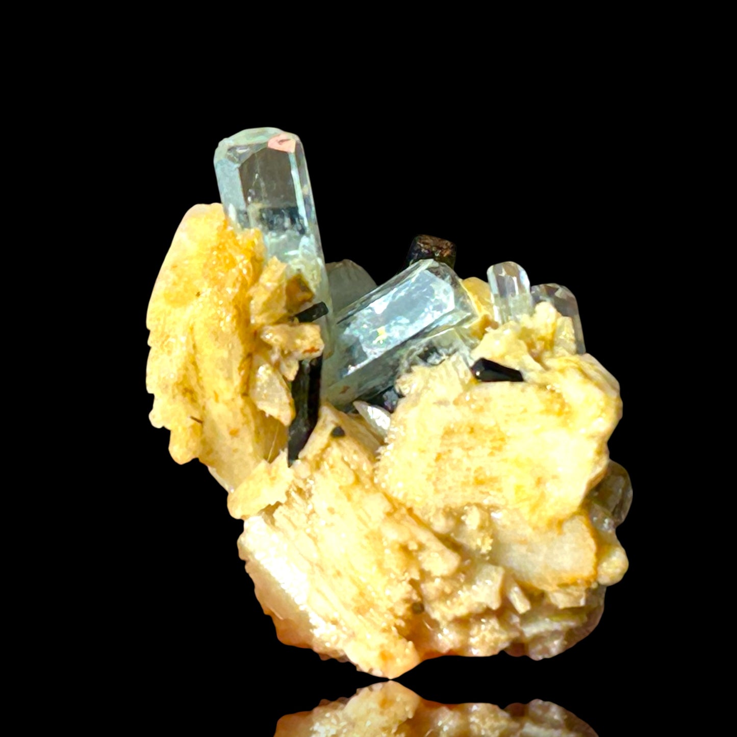 Aquamarin/e, Orthoclas/e - Erongo, Namibia