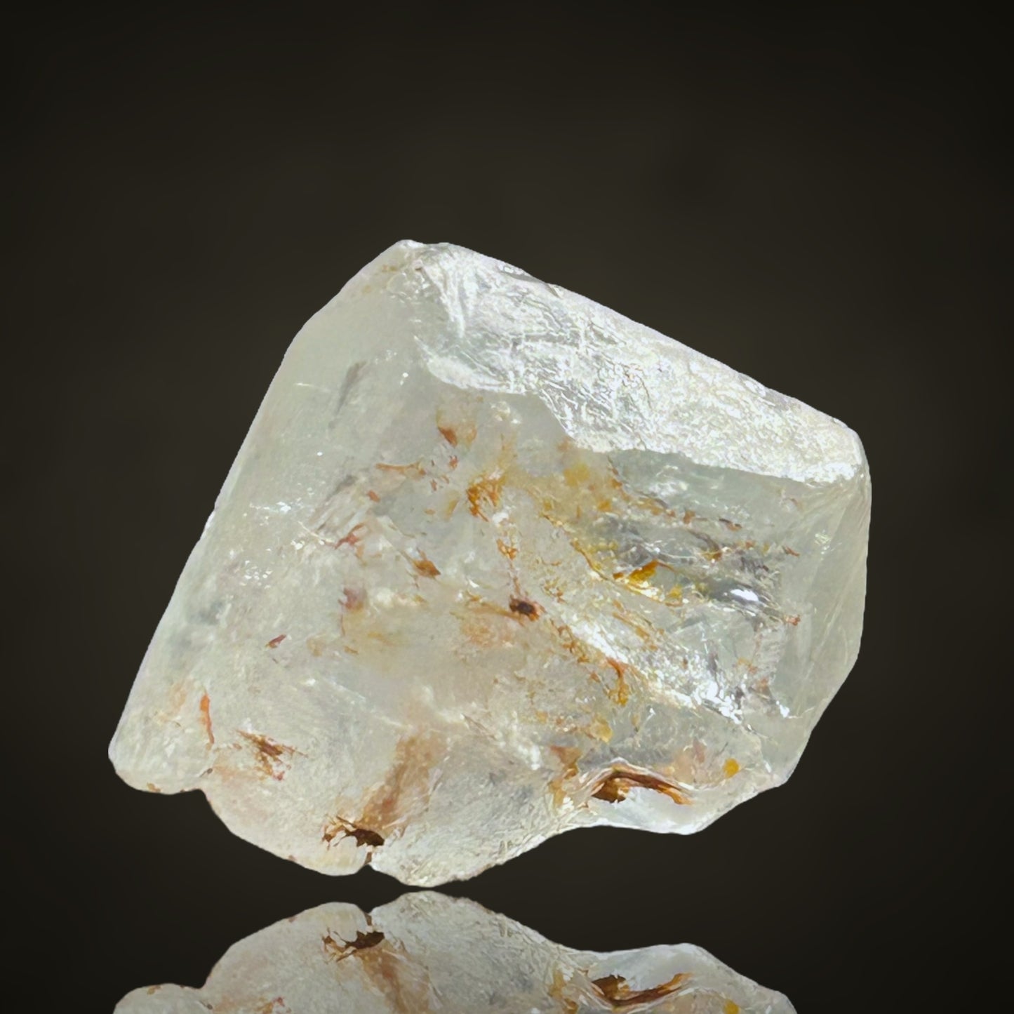 Topaz - Virgem da Lapa, Brazil