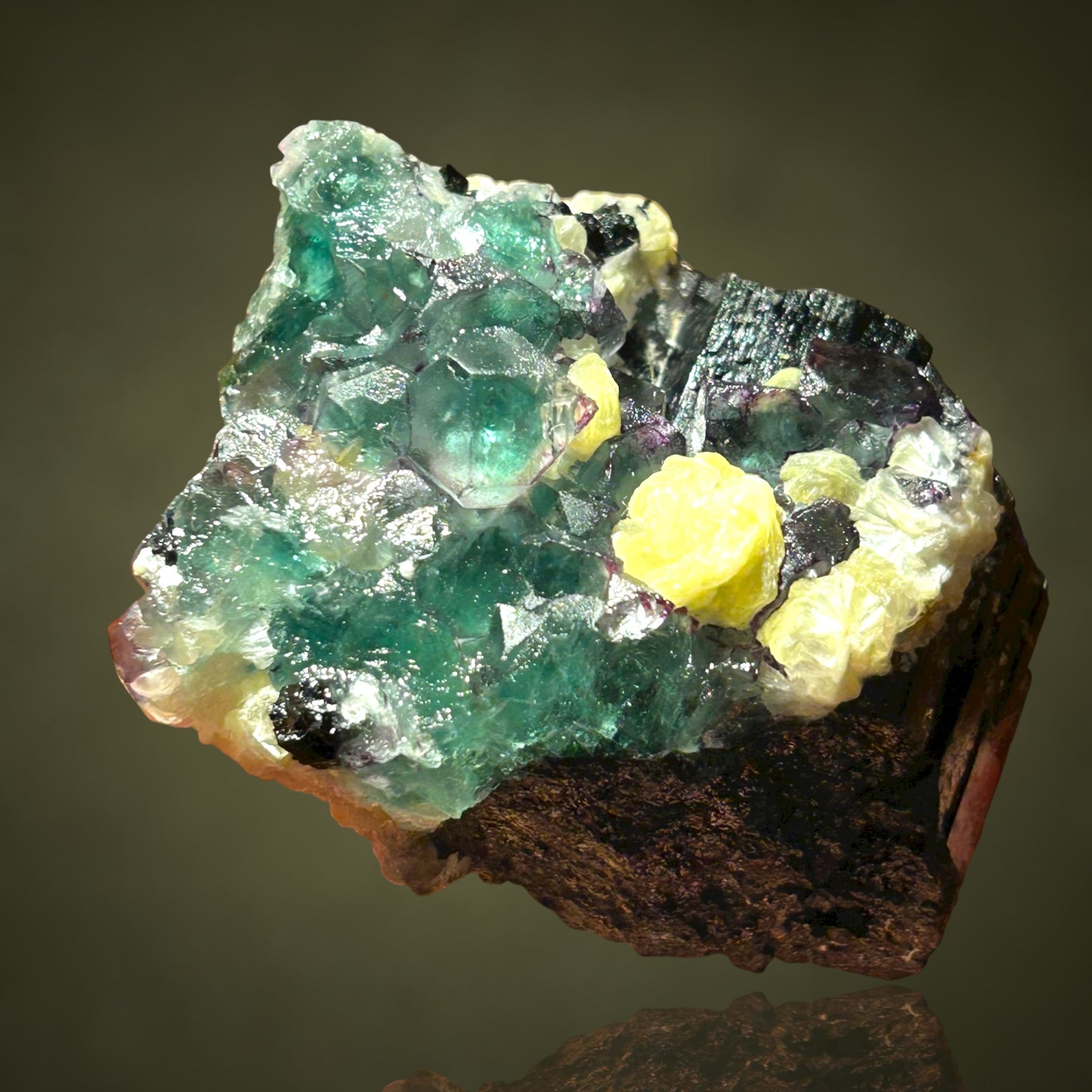 Fluorite, (Li-)Zinnwaldite, Tourmaline - Erongo, Namibia
