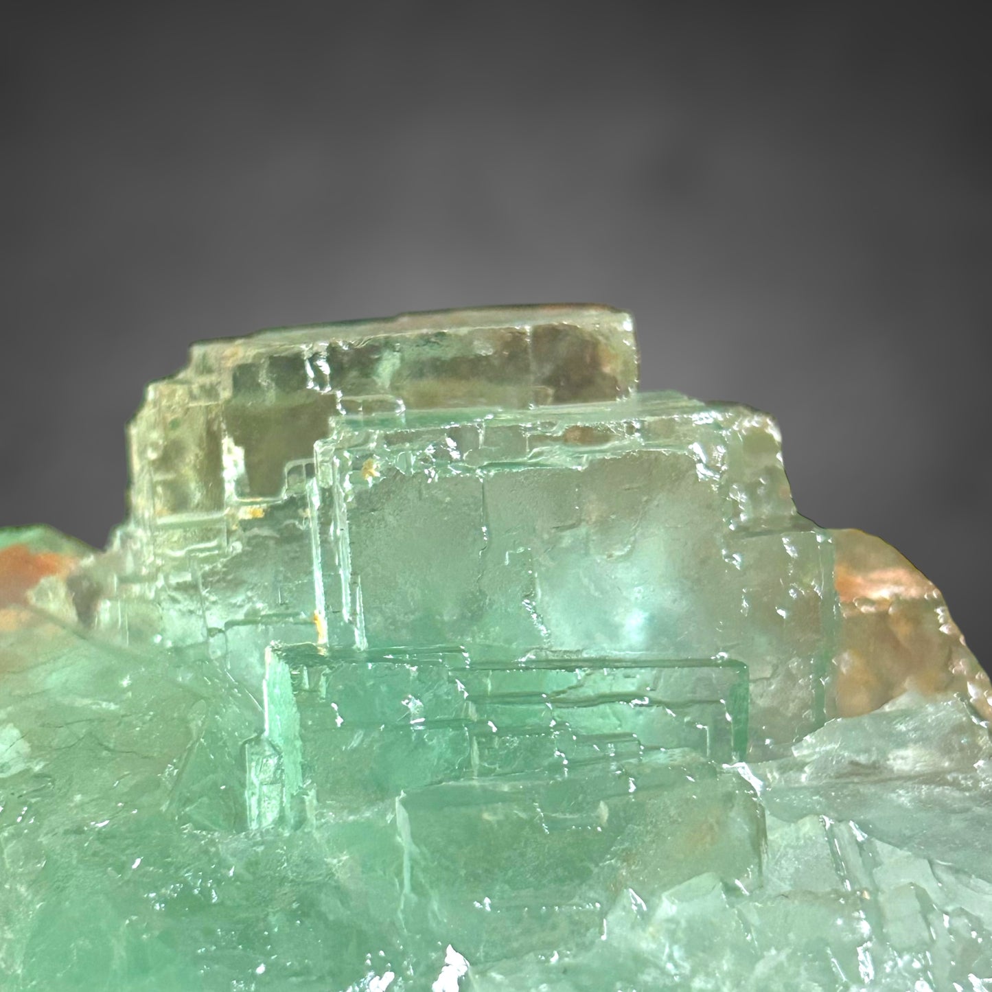 Grasgrüner Fluorit – Erongo, Namibia