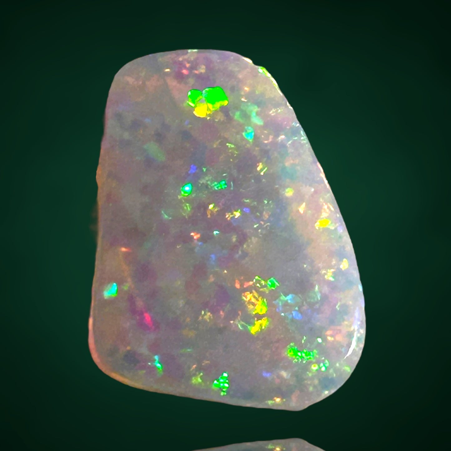 Gem Opal - Lightning ridge, Australia