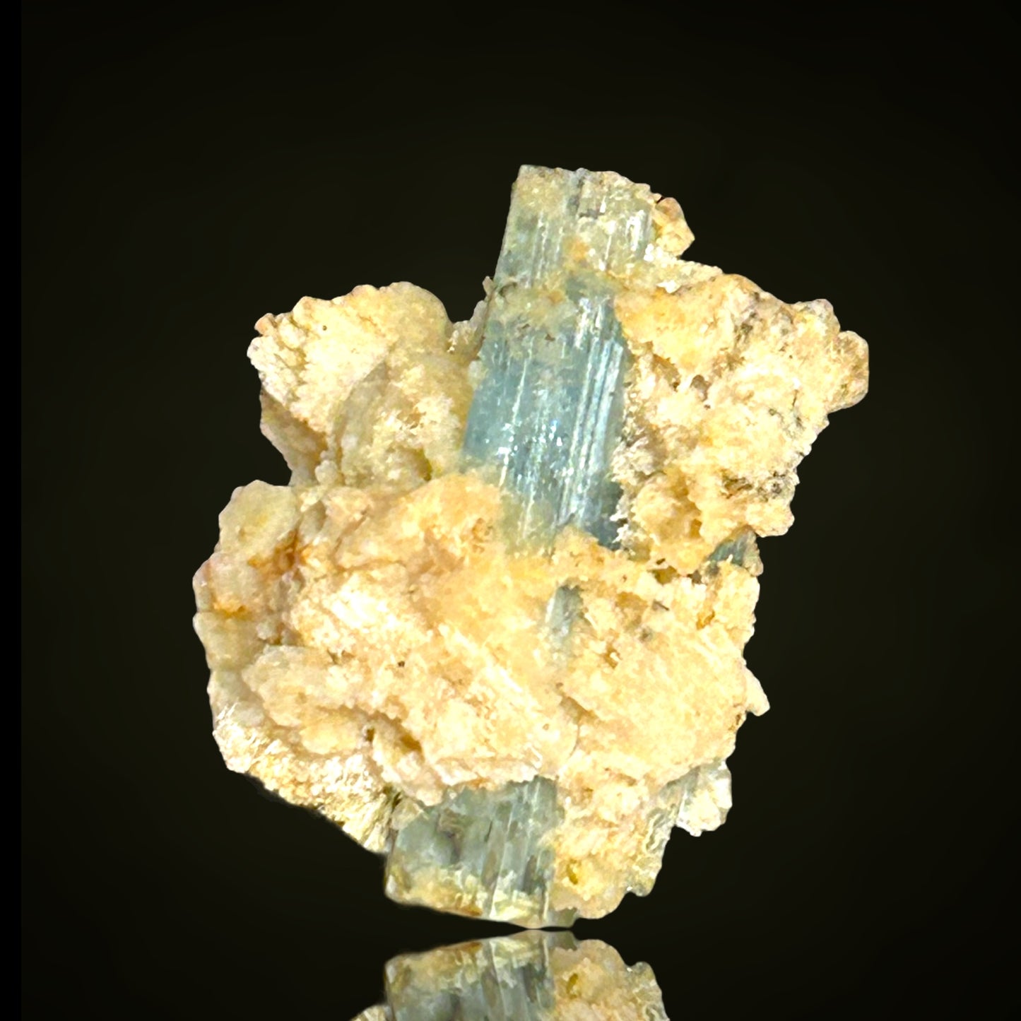 Aquamarin/e xx, Orthoclas/e - Erongo,Namibia