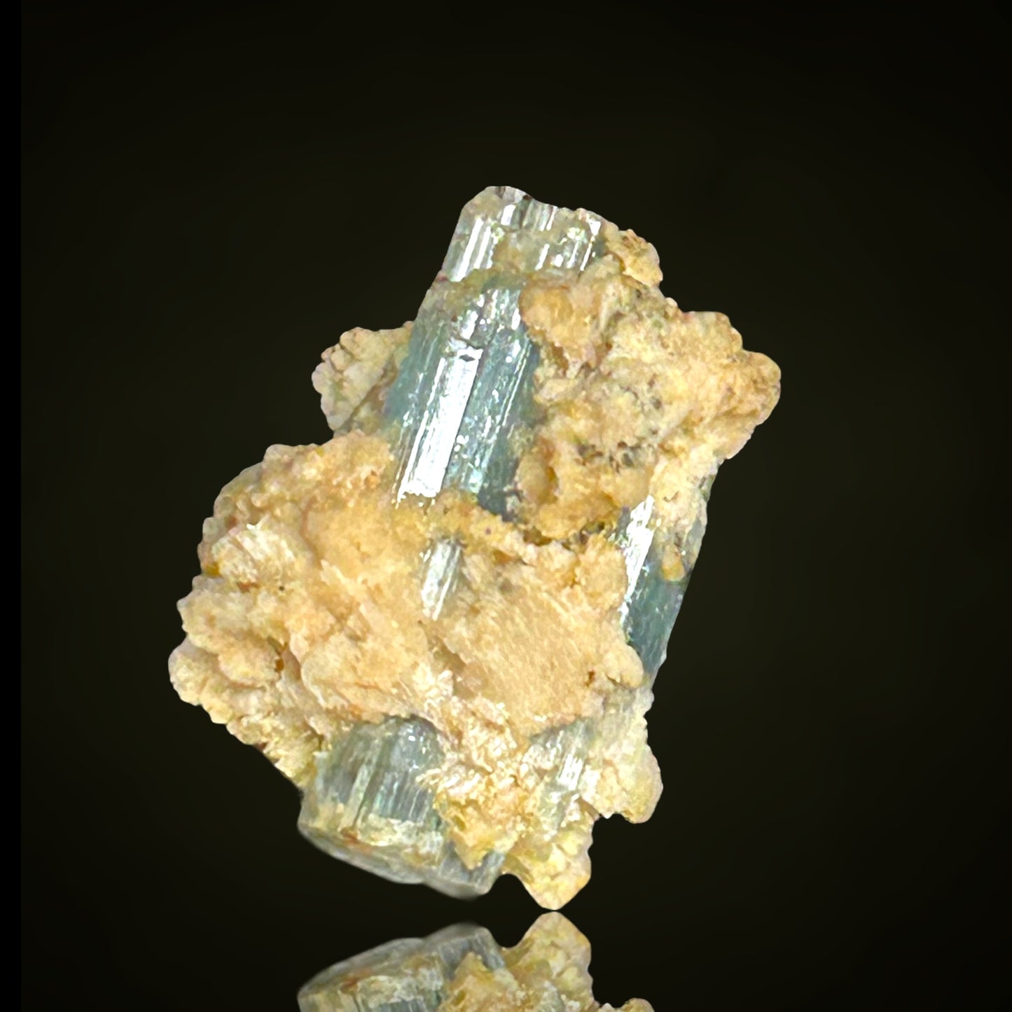 Aquamarin/e xx, Orthoclas/e - Erongo,Namibia